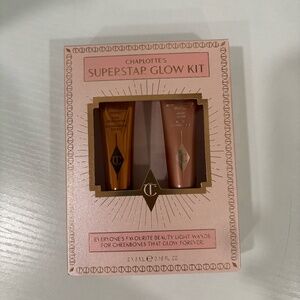NEW & UNOPENED Charlotte Tilbury Superstar Glow Kit